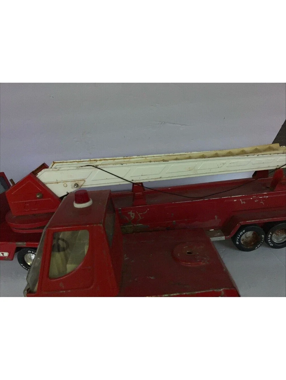 Vintage 1970’s Nyline Aerial Hook-n-ladder Metal Fire truck 30.5 Inch 2 Cabs